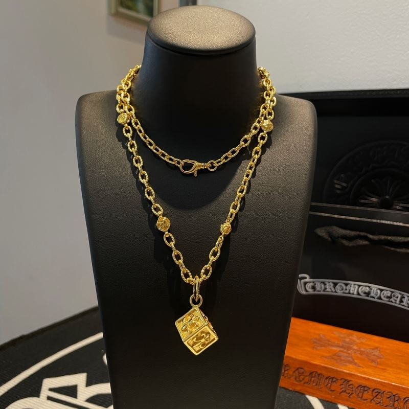 Ch*0me He**ts necklaces